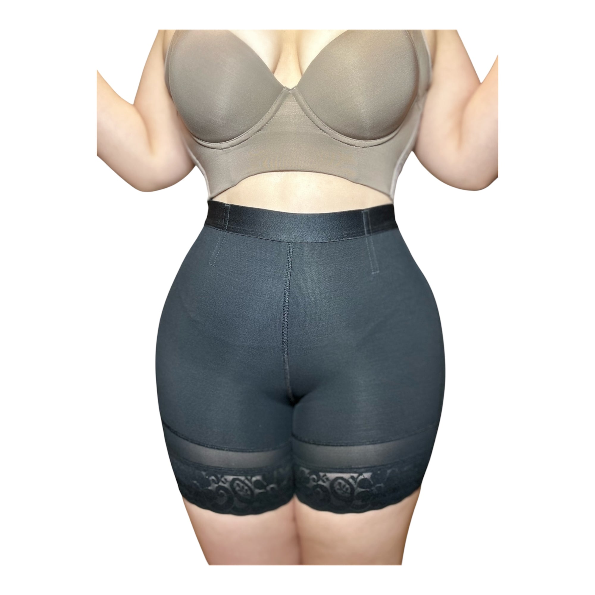 Gema Curve-Lift Sheer-Back Short